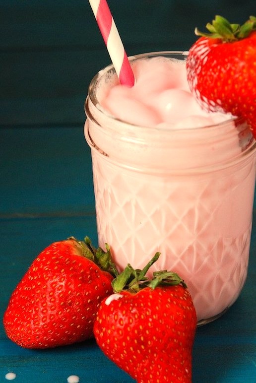 Recipe: Homemade Strawberry Milkshake