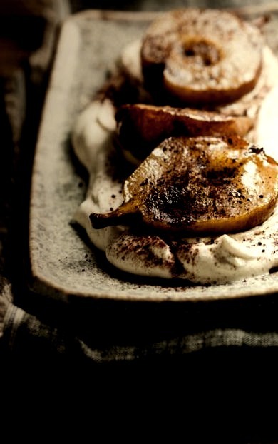 Roasted Pears with Espresso Mascarpone Cream Minimally Invasive