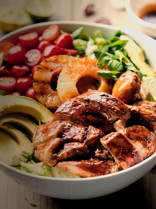 Lime and Garlic Barbecue Chicken Salad