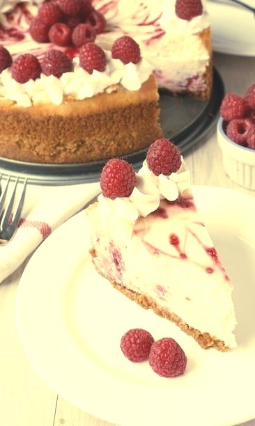 Skinny Raspberry Cheesecake