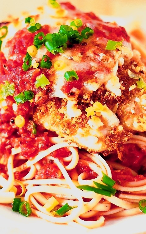 Chicken parmesan pasta with garlic tomato sauce