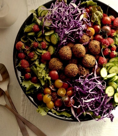 Loaded Falafel Salad (via http